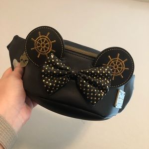 Minnie Mouse Pirates of Caribbean Fanny Hip Pack